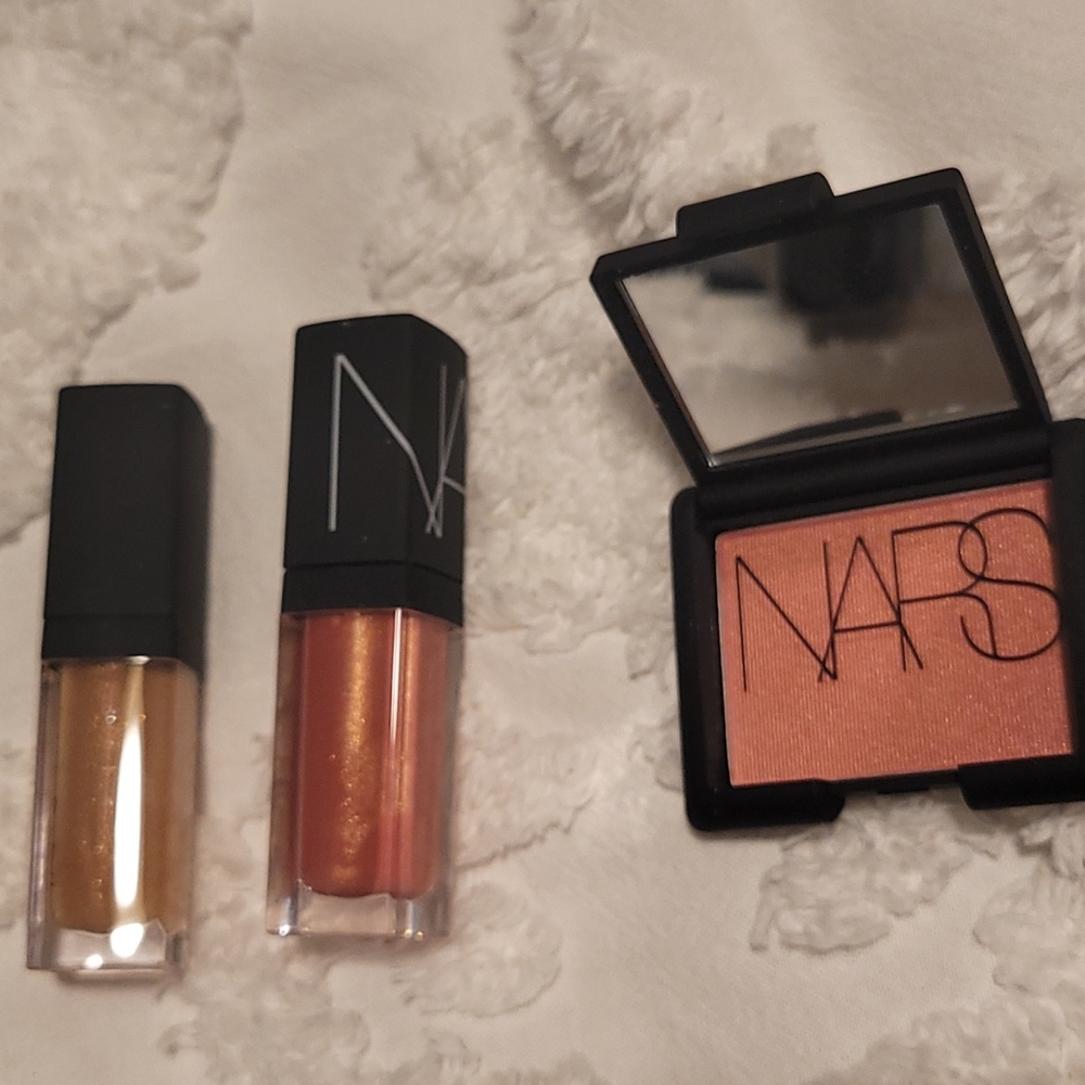 2 Nars lipgloss and Blush NEW!